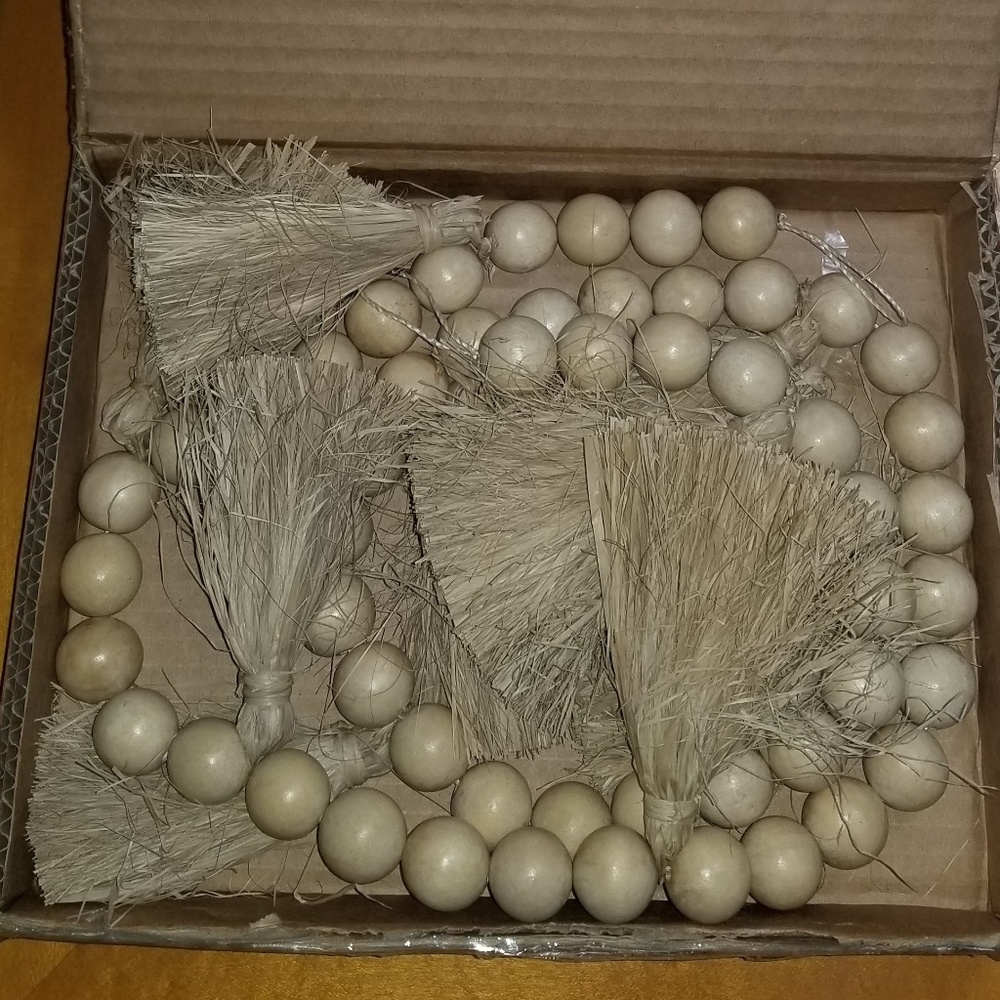 Decorative wooden beads